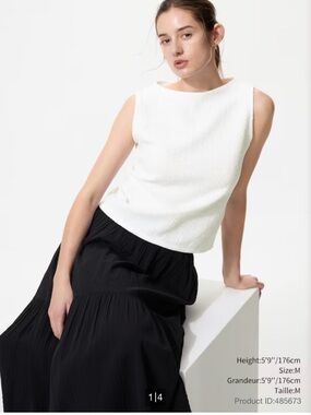 Uniqlo Sleeveless Shirring Boat Neck Textured Shirt